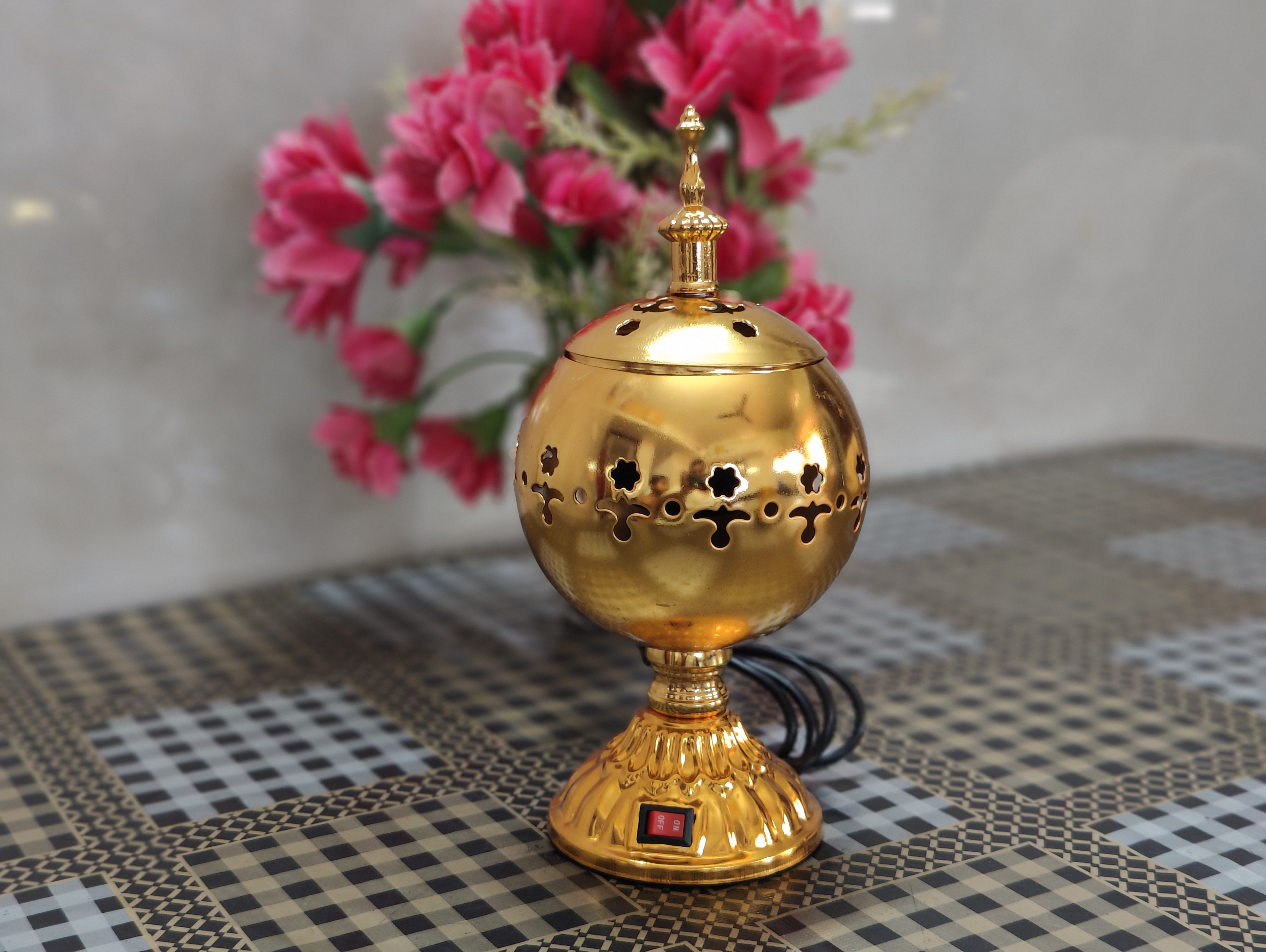 Oudh Burner